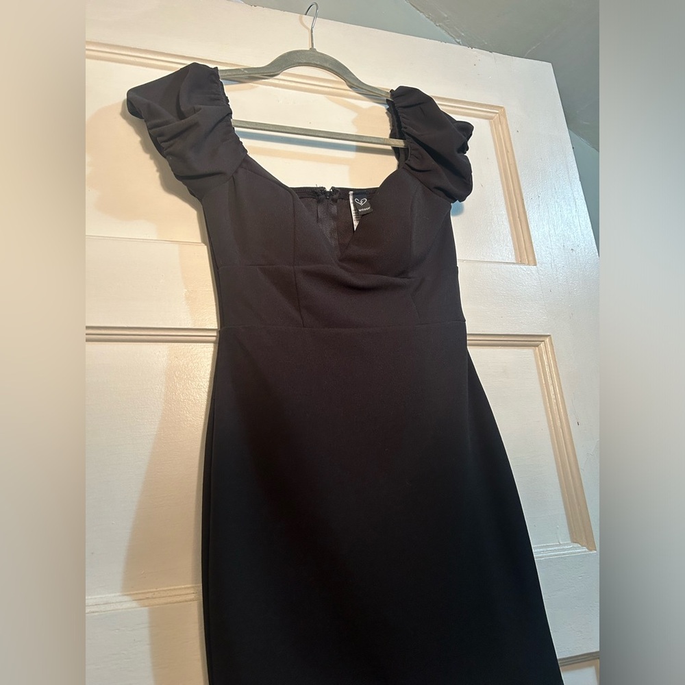 Little Black Dress - Picture 2 of 2